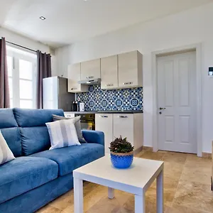  Apartment Ursula Apartments Self Catering Studios And 1-Br In Central Valletta By Tritoni Hotels